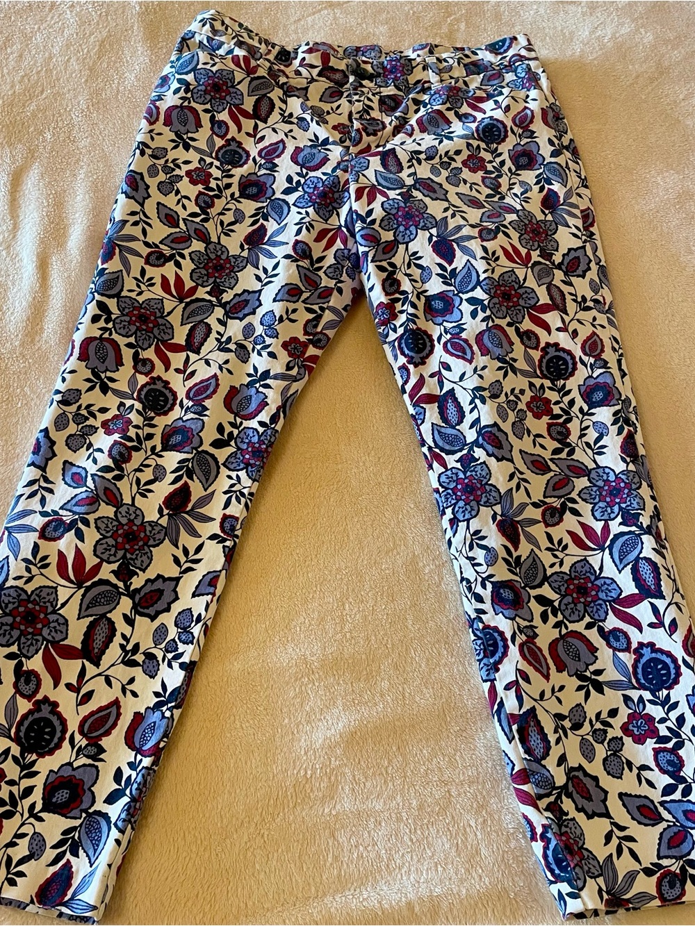 GAP Floral Straight-Leg Pants - Cream with Blue & Burgundy Print